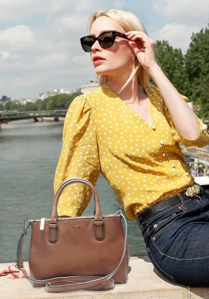 Cognac Shoulder Bag