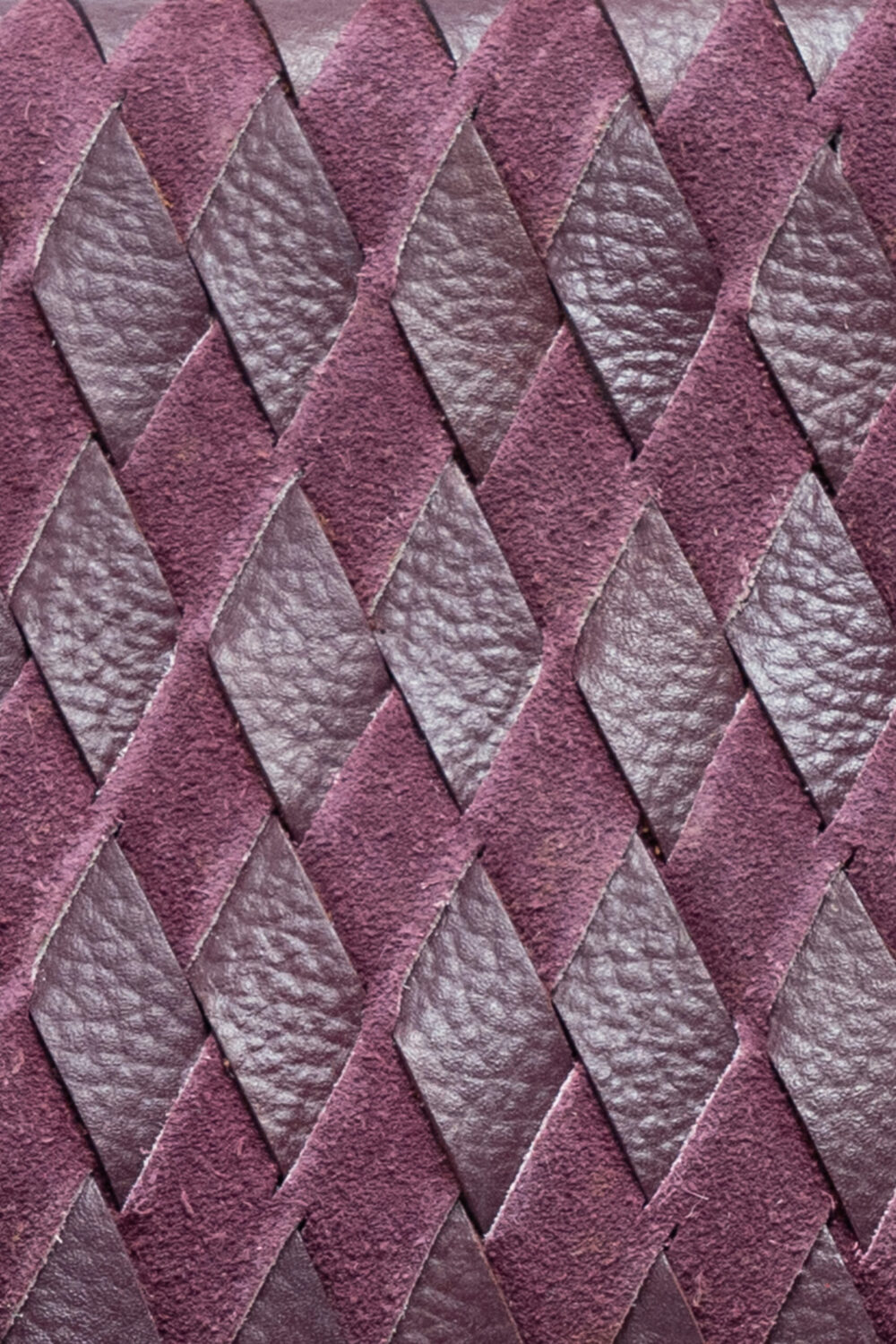 Weave Leather Flap Maroon Acrossbody Bag - Image 4