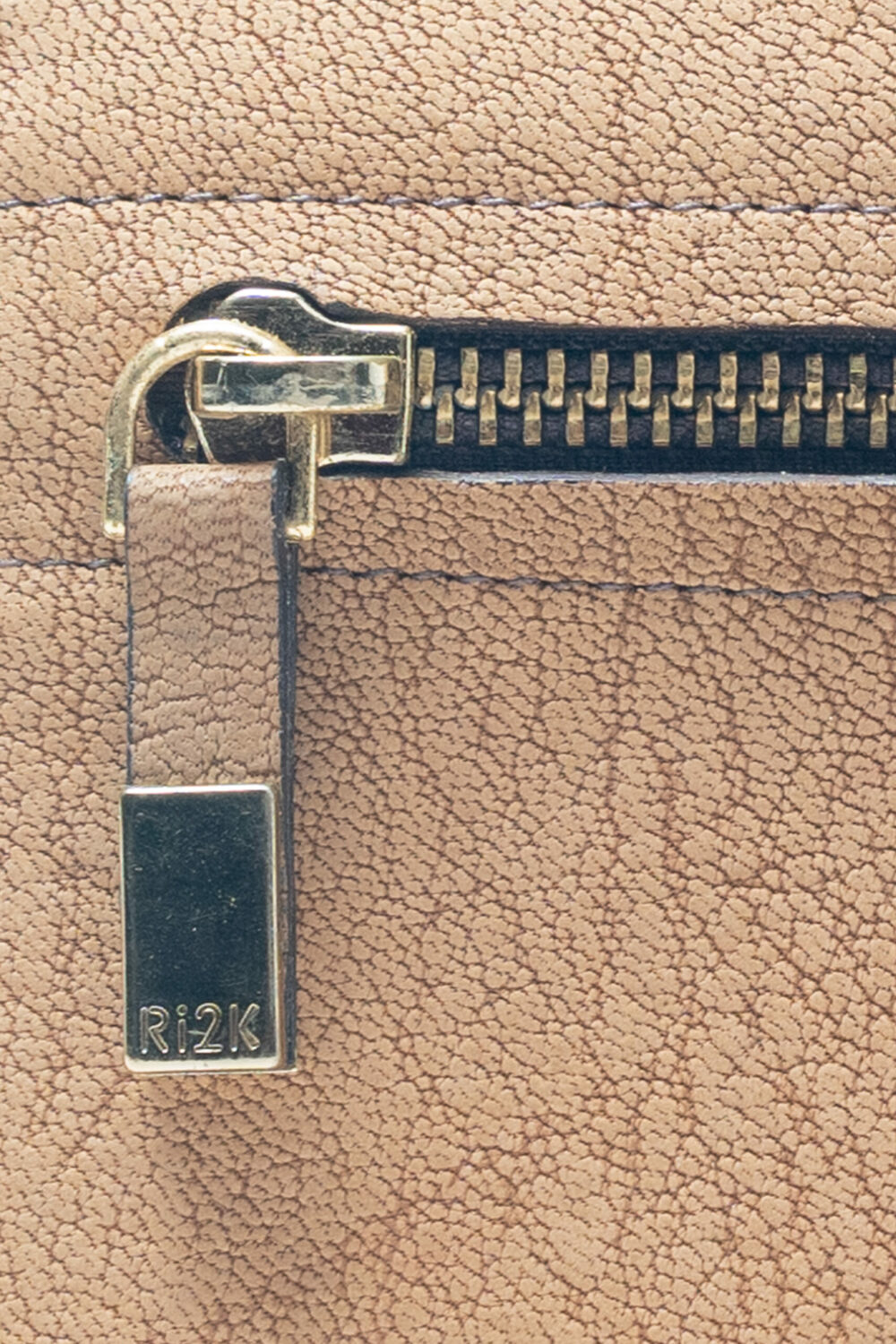 Light Tan Leather Zip Purse - Image 3
