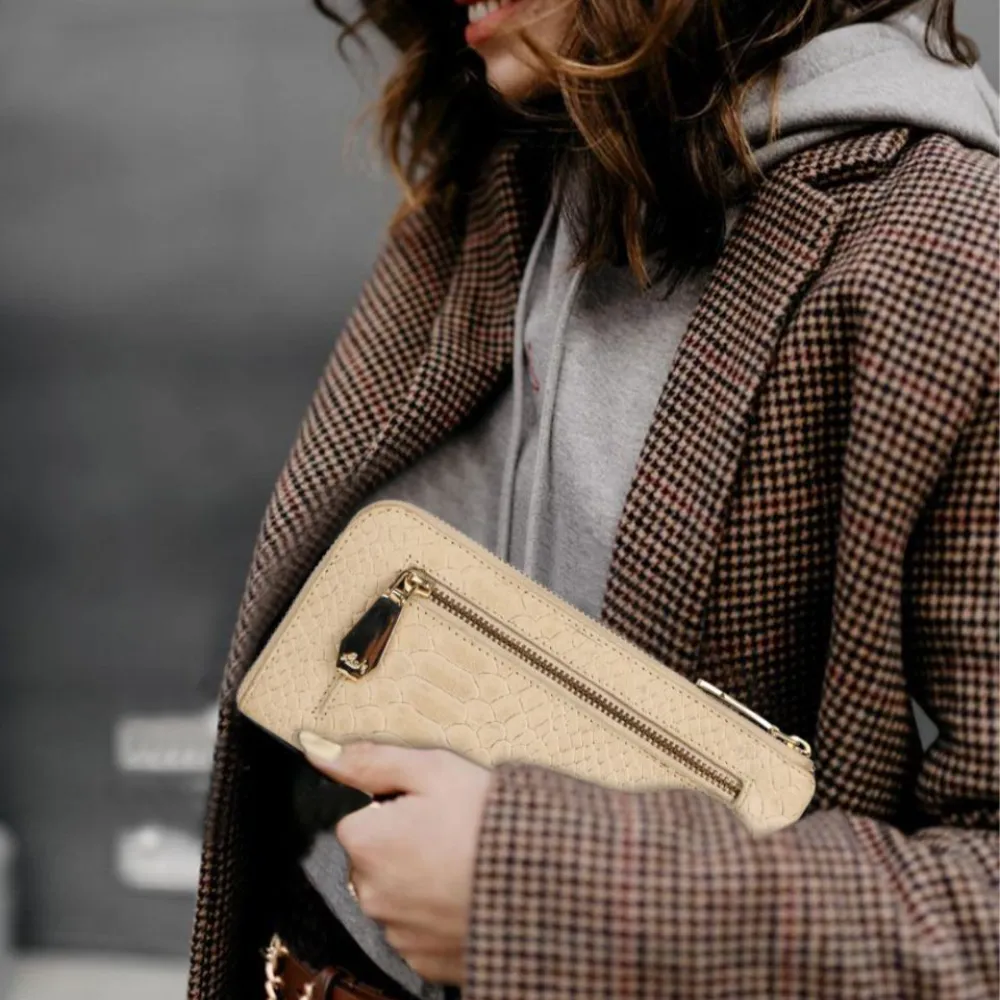 Italian Half Zip Around Cream Purse